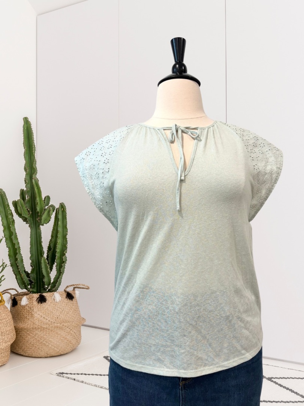LOFT Outlet Eyelet Cap Sleeve V-Neck Top